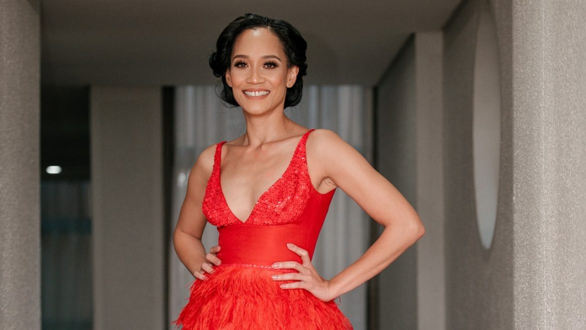 Pieces with Melanie Bala #ChristmasEdition