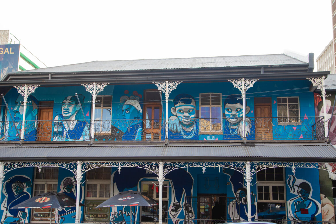 Halls #BreatheForIt Masterclass Campaign Mentee, Levy Pooe Refreshes The Kitcheners Nightclub Entrance With A Mural Painting.