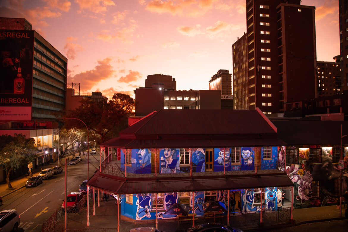 Halls #BreatheForIt Masterclass Campaign Mentee Anathi Hadebe Brings The Kitchener’s Carvery Bar in Braam To Life With An Animated Mural